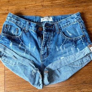 SIZE 22 - One teaspoon denim shorts
